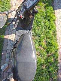 scooter 50cc anno 1992 con nuova imatricolazione.