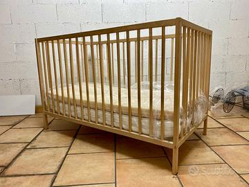 Lettino bambino con sponde