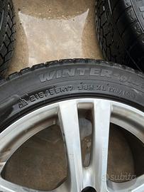 Cerchioni 17” con set gomme invernali