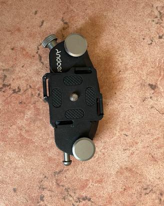 Supporto macchina fotografica sgancio rapido zaino