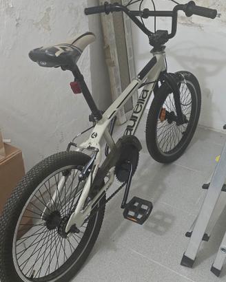 bicicletta Bmx