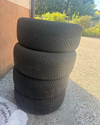 Gomme pneumatici 225/45/R17