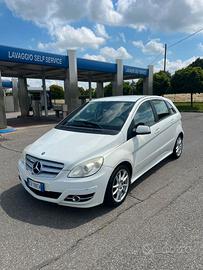 MERCEDES-BENZ CLASSE B - ANNO 2010 - KM 280.000