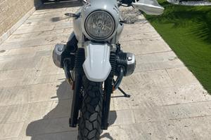 Bmw urban gs da vetrina