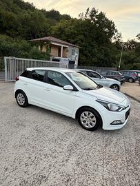 Hyundai i20 1.2 84 CV 5 porte Econext Comfort