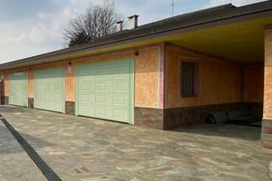 Box / garage in area privata