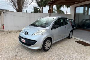 Peugeot 107 1.0 68CV 3p. Sweet Years