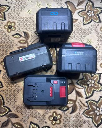 4 batterie Parkside Perdormance 8Ah 20v nuove