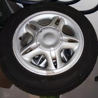 Cerchi con gomme Renault clio 14 pollici