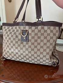 Borsa Gucci  Modello GG Canvas Abbey D Ring Tote