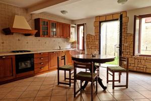 CASA SEMINDIPENDENTE A BAGNOLO SAN VITO