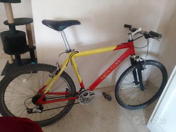 Mtb vektor ammortizzata