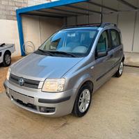 Fiat Panda con tetto panoramico
