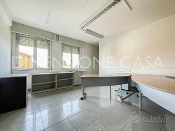Immobile di 109 m² con 4 locali a Carpi