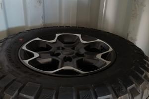 cerchi e gomme jeep rubicon 2020