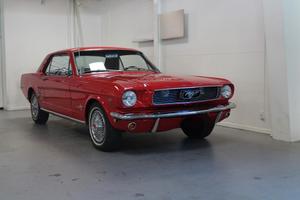 Ford Mustang 4.7 V8 289