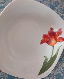 18 piatti in porcellana + insalatiera