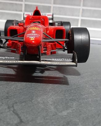 mod.Ferrari F310  1/20