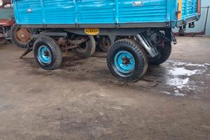 Rimorchio ribaltabile