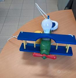 Lampadario aereo in legno Roma via della Pisana