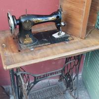 machina per cucire antica