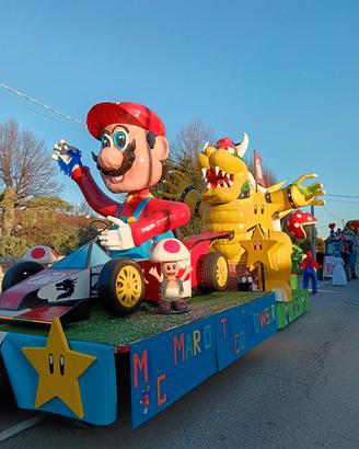 carro mascherato super Mario e bowser