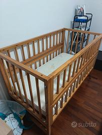 Lettino in legno + materasso