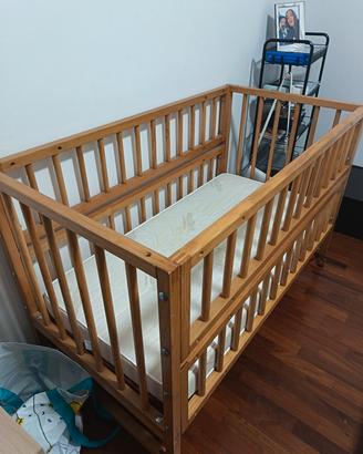Lettino in legno + materasso