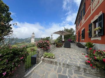 VILLA SINGOLA A LAVAGNA