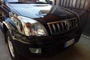 TOYOTA Land Cruiser 120