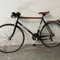 Bici artigianale su telaio Bianchi