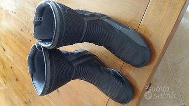 Scarponi moto numero 41