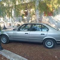 BMW 520i