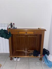 Mobiletto per ingresso