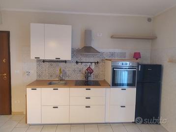 Cucina moderna completa