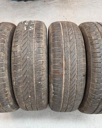 4 gomme usate estive 175 65 15 88T Goodyear Duragr