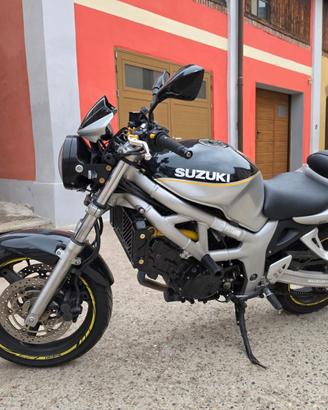 Suzuki SV650