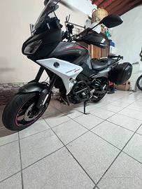 Yhamaha tracer 900