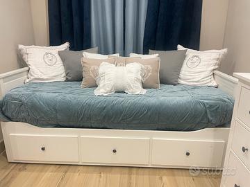 Letto ikea hemnes