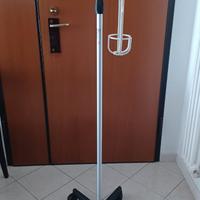 Asta per flebo con rotell