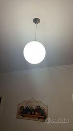 lampada a sospensione moderna a forma di globo