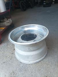 Cerchi scampanati Suzuki Vitara