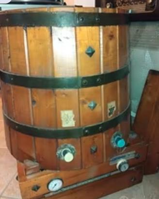 Botte refrigerante per 2 tipi di vino..