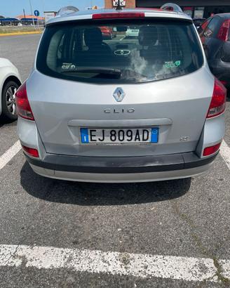 AUTOVETTURA RENAULT CLIO SPORTOUR