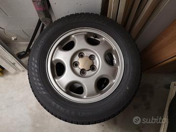 Cerchi Subaru + gomme invernali