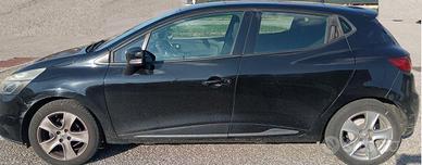 Renault clio III diesel 5p si per Neopatentati!