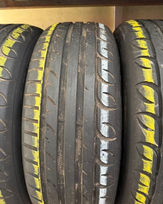 gomme estive 215/60/17