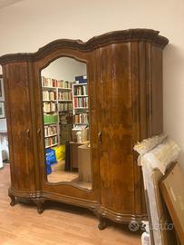 armadio radica di noce anni ‘30