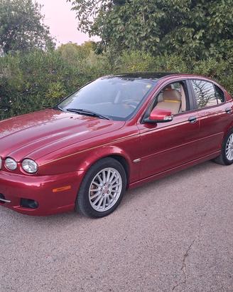 Jaguar x-type 2.2 tdci restyling. 