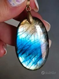Ciondolo Labradorite blu e oro
